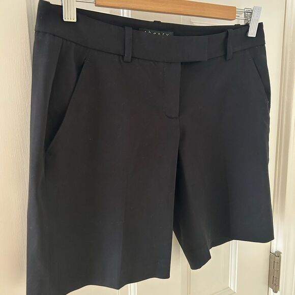 Theory Women’s Tailored Black Bermuda Shorts Size 2 - Picture 2 of 6